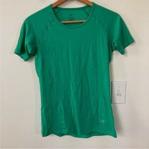 Arc’teryx Lana Wool Tee EUC